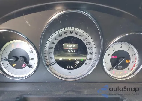 2013 Mercedes-Benz Glk 350 4Matic z USA, uszkodzony, nr VIN WDCGG8JB7DF973060